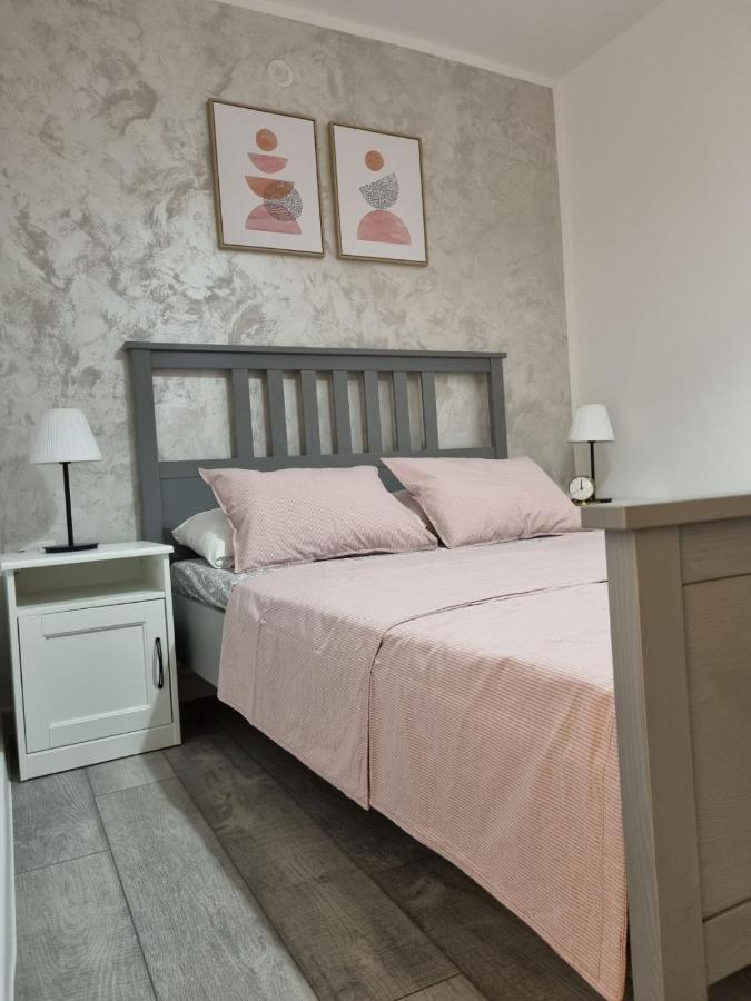 Apartman Ivano Cres Leilighet Eksteriør bilde