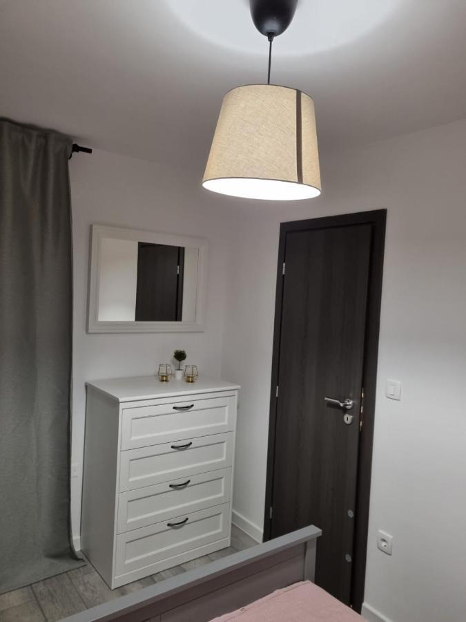 Apartman Ivano Cres Leilighet Eksteriør bilde